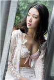 无情应似我