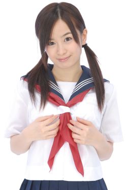 形容声音大的四字词语